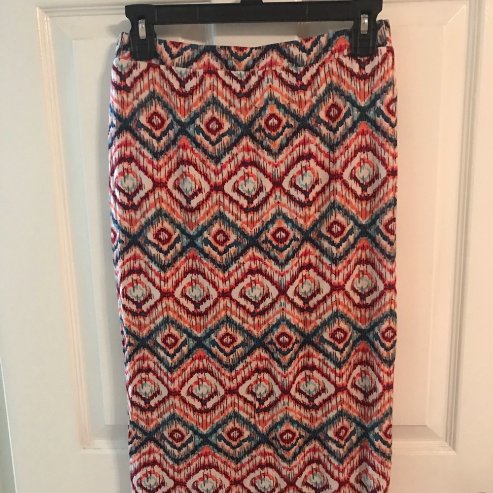 3-way Stretch patterned skirt